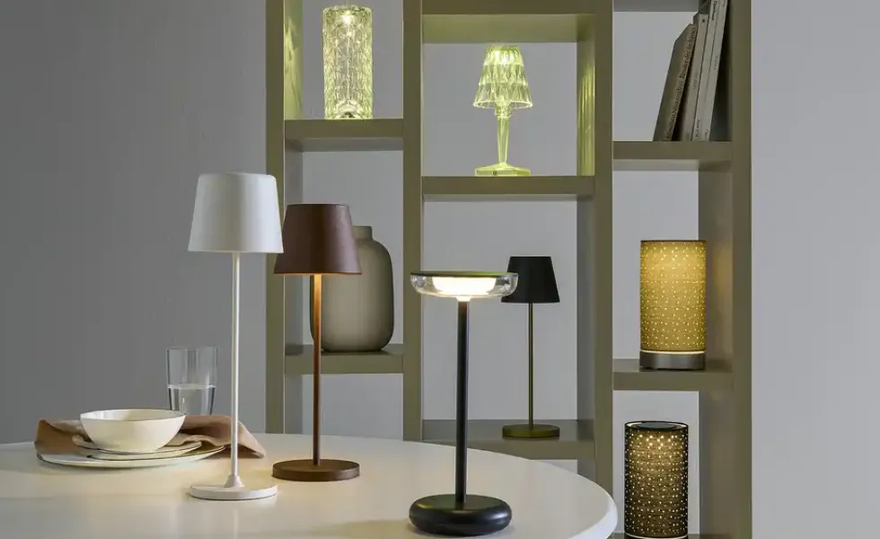 Akku LED-Tischleuchte taupe