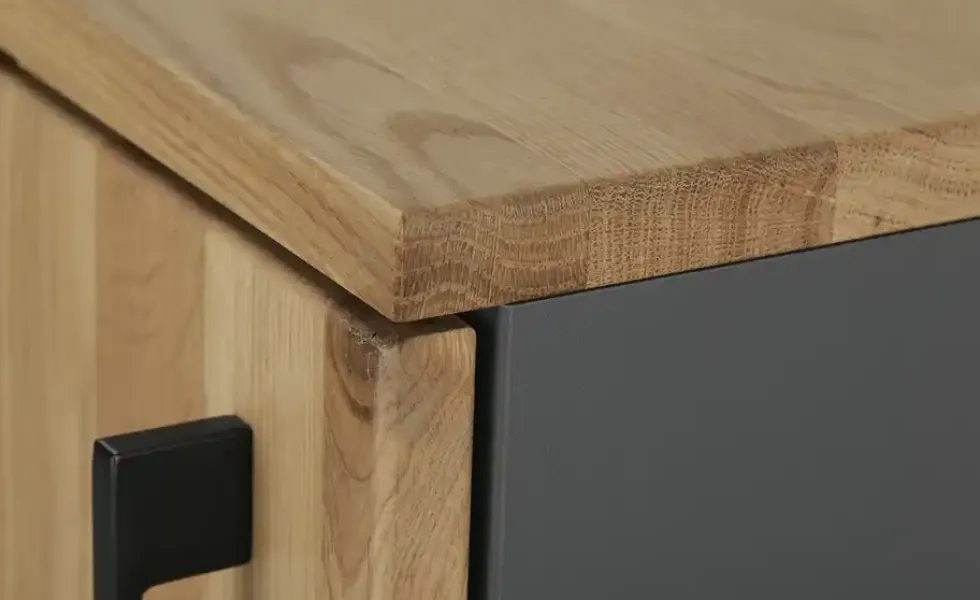 Aktenschrank mit Massivholzfront SOLIDLine