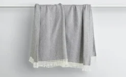 como Jacquard Plaid Zick Zack