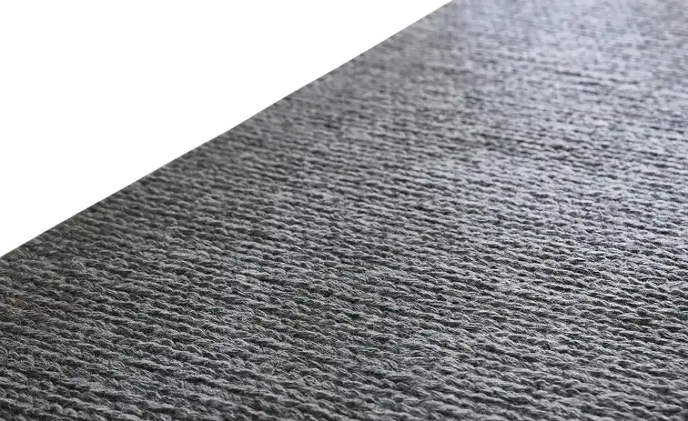 Handweb-Teppich Braided