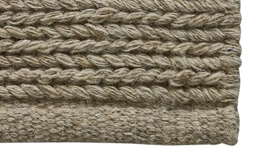 Handweb-Teppich Braided
