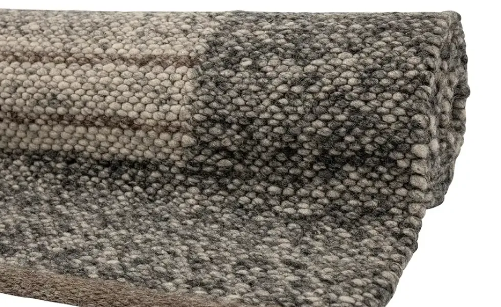 Handweb-Teppich Pito Design