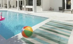 In- und Outdoor Webteppich Pool-Party
