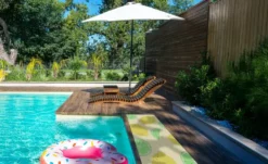 In- und Outdoor Webteppich Pool-Party