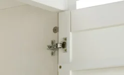 Massivholz-Drehtürenschrank aus Massivholz Landliv