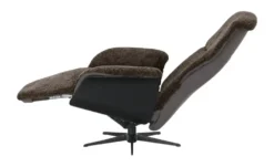 Nils Olsen Relaxsessel mit Schaffell Frederik