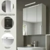 Spiegelschrank mit Beleuchtung