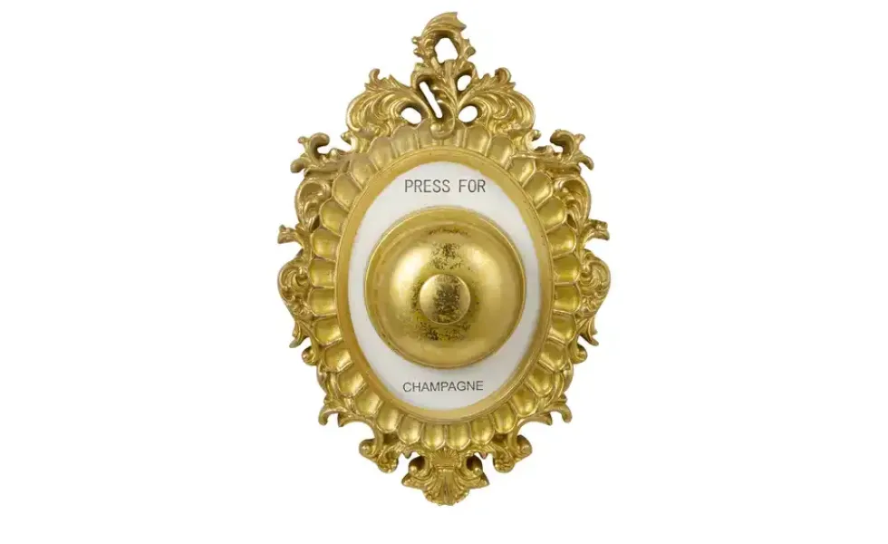 Wandobjekt "Press for champagne"